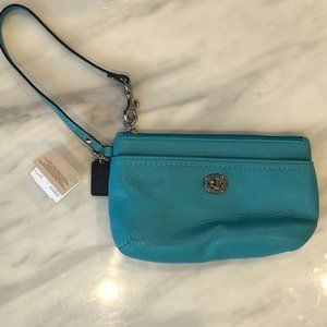 Coach Park Leather Medium Wristlet - Turquoise NEW